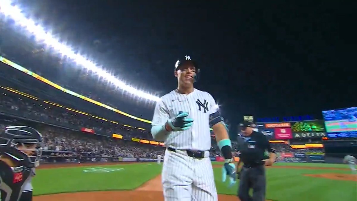 Top Plays of 2025: No. 80

Aaron Judge reaches the 50-HR mark for the 4th time in his career! 