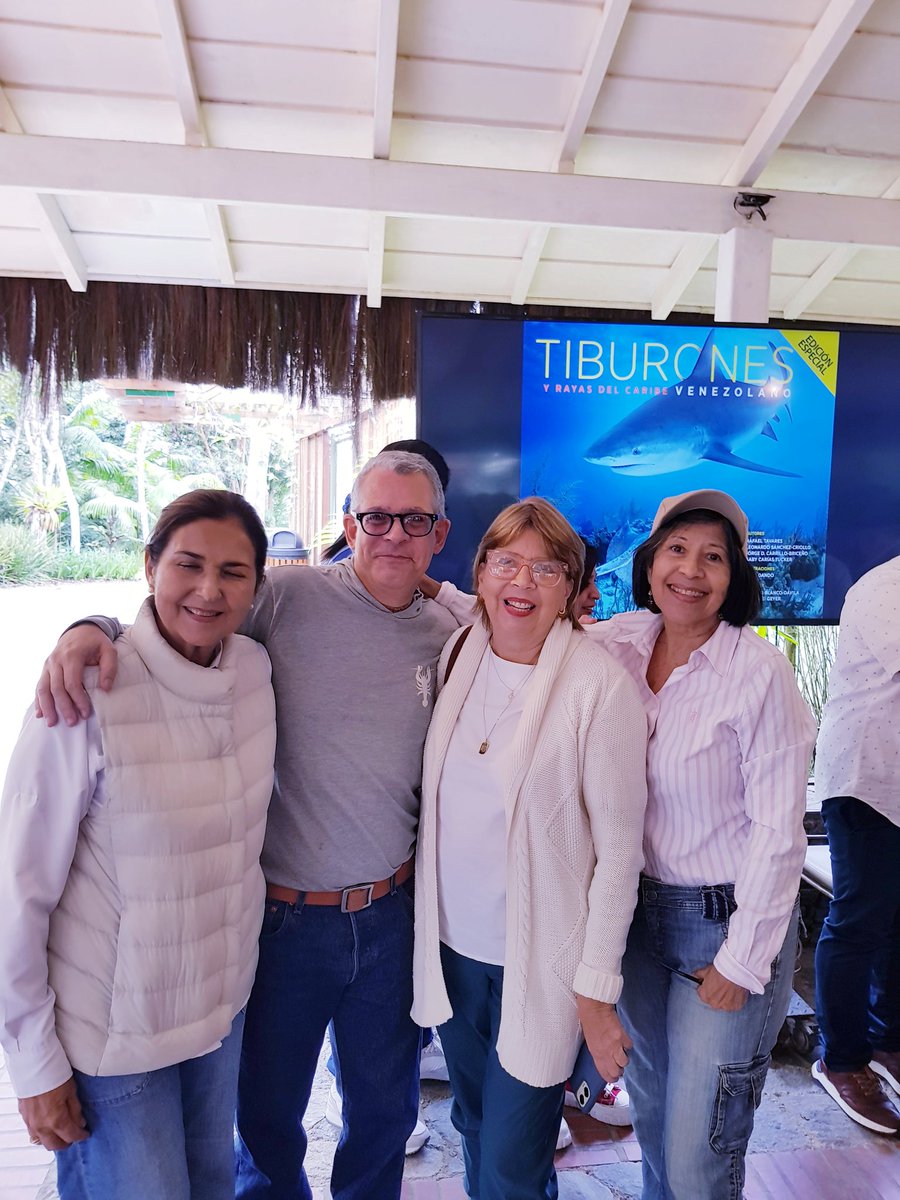 Con Cury Bottomo, Alberto Blanco <a href="/Explora_ABD/">AlbertoBlancoDávila</a>, Zulma Nuñez Barani y Maria T Novoa....Muchas felicitaciones Alberto es un gran logro, apuntalando la difusión y la conservación de nuestra biodiversidad