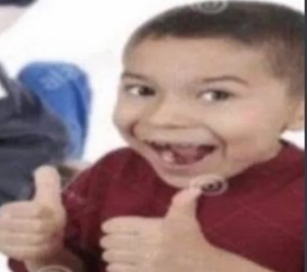 Lillbirb's tweet image. Welcome to Roblox, where we do not see child predators as a problem, but rather as an opportunity. Get groomed today! -CEO of Roblox probably.