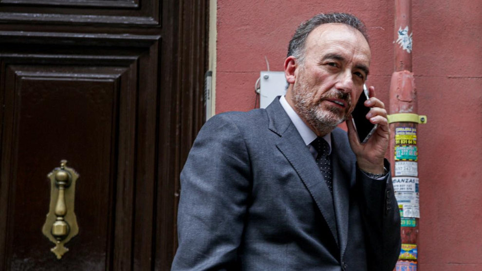 nenedenadie's tweet image. 🚨 Ojo, porque esto retrata a la perfección cómo funciona el poder judicial en España.👇🏻

⭕️ El CGPJ creó una plaza extra para que la hija de Marchena —presidente de la Sala Penal del Supremo— entrara en Fiscalía, aunque la ley prohíbe pasar de juez a fiscal en fase formativa.…