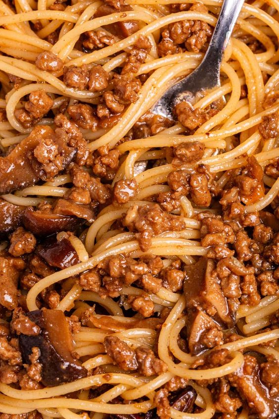 Amazingeye6's tweet image. Pasta with Chinese meat sauce.
Yes or No?