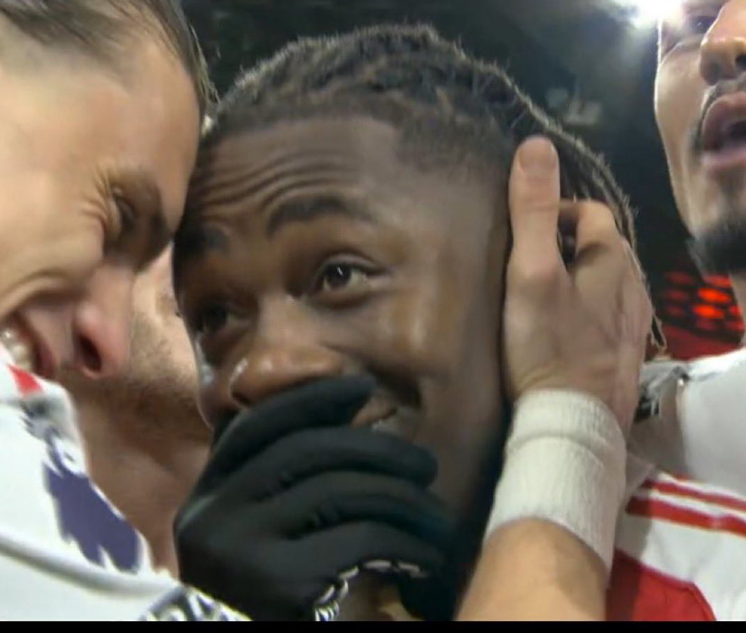 HandofArsenal's tweet image. First Arsenal player to score a hatrick on this fixture in 47 years. Eze!