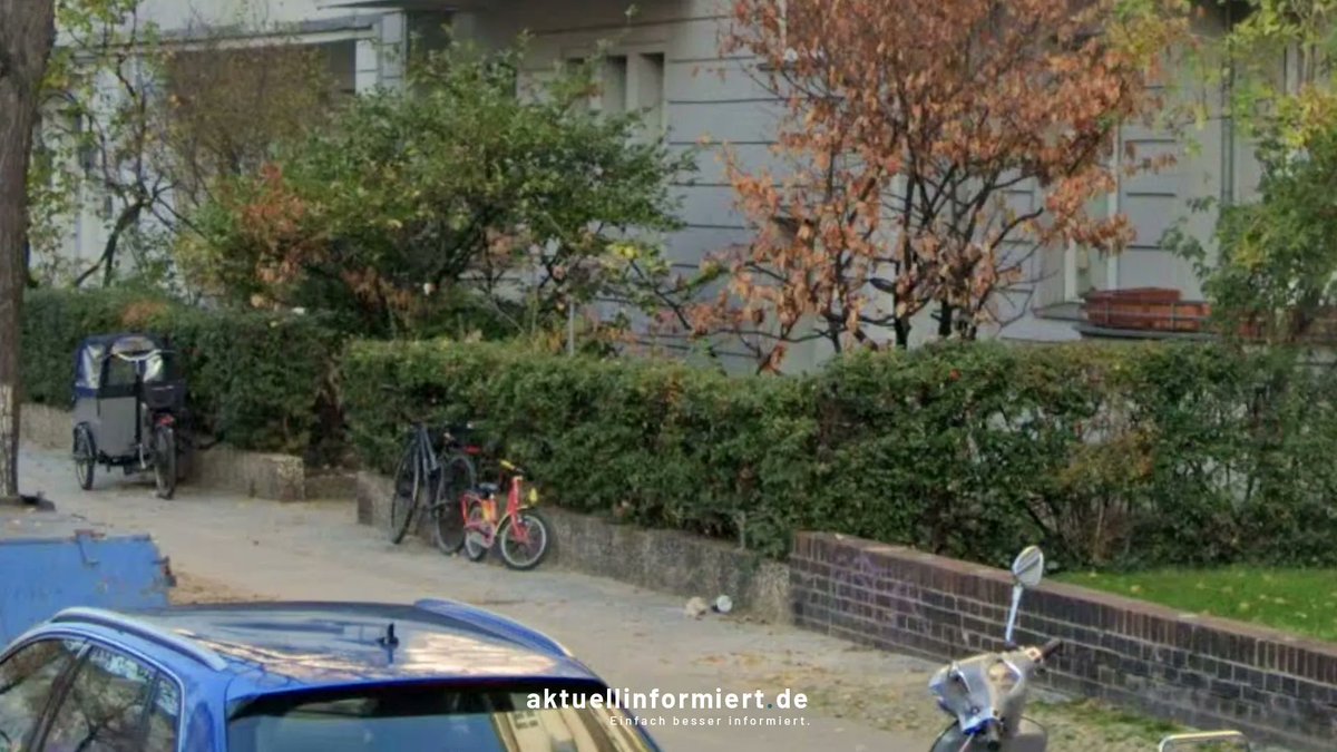 YveK22's tweet image. Am 4. September 2021 wird die 58-jährige Regina G. in Berlin auf offener Straße brutal niedergestochen, als sie Gartenarbeiten erledigte. Täter ist der damals 29-jährige Afghane Abdul A. Frauen dürfen im Islam nicht arbeiten, weswegen Allah ihm den Befehl gab, Regina G. zu töten,…