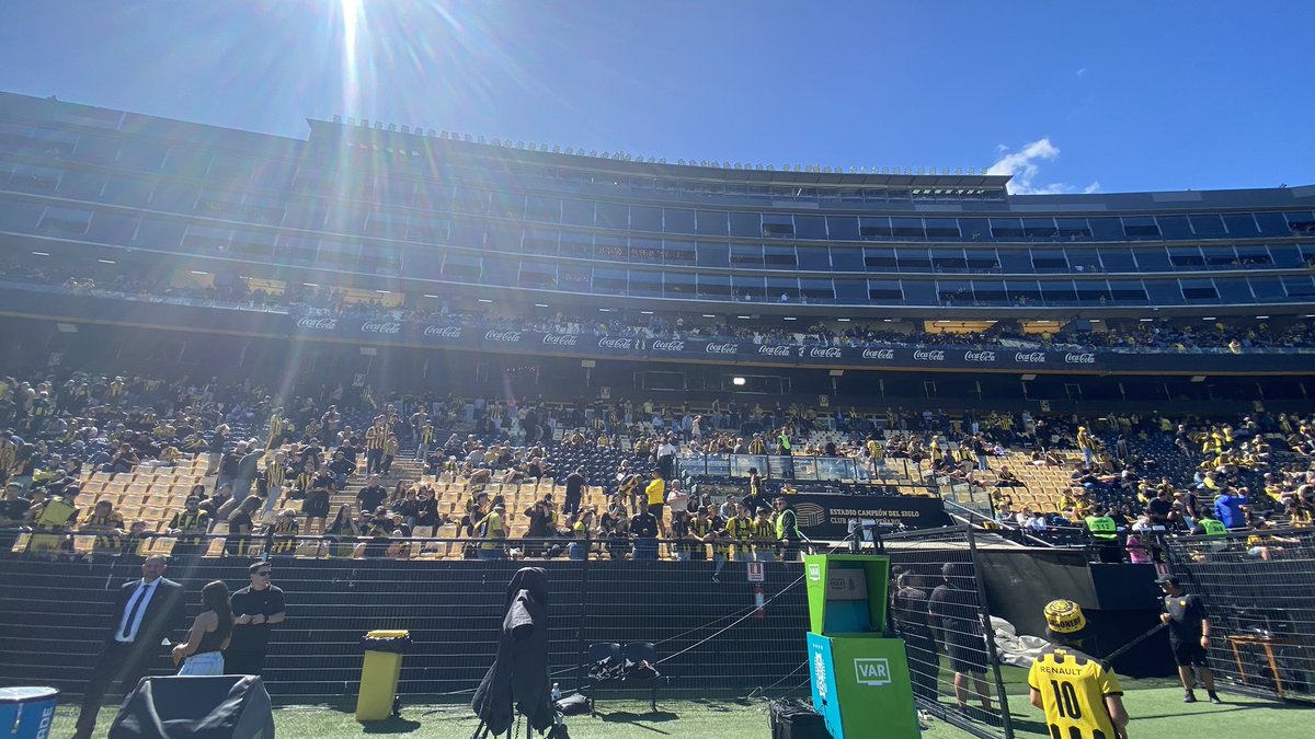 CompromisoCAP's tweet image. Cueste lo que cueste hoy tenemos  que ganar 🎶🎶

#vamospeñarol #todosjuntos