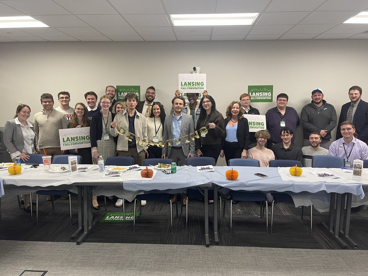 Demsgiving last night was a huge success!

Thank you to Pontiac City Councilman Mikal Goodman,  State Representative Dylan Wegela and Michelle Deatrick for joining us as guest speakers for this annual tradition.