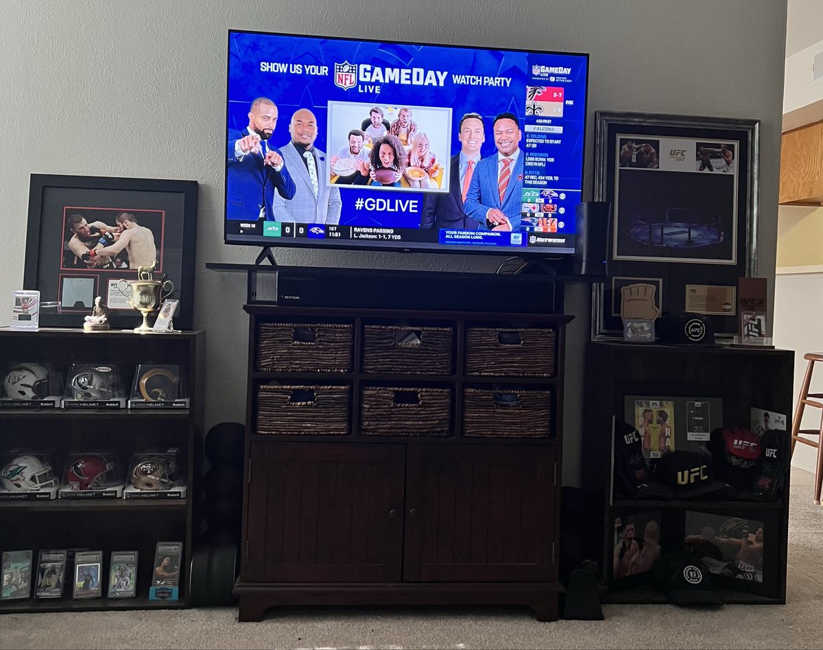 PLHJR1430's tweet photo. #gdlive #nflnetwork https://t.co/6zKiaIJI1E