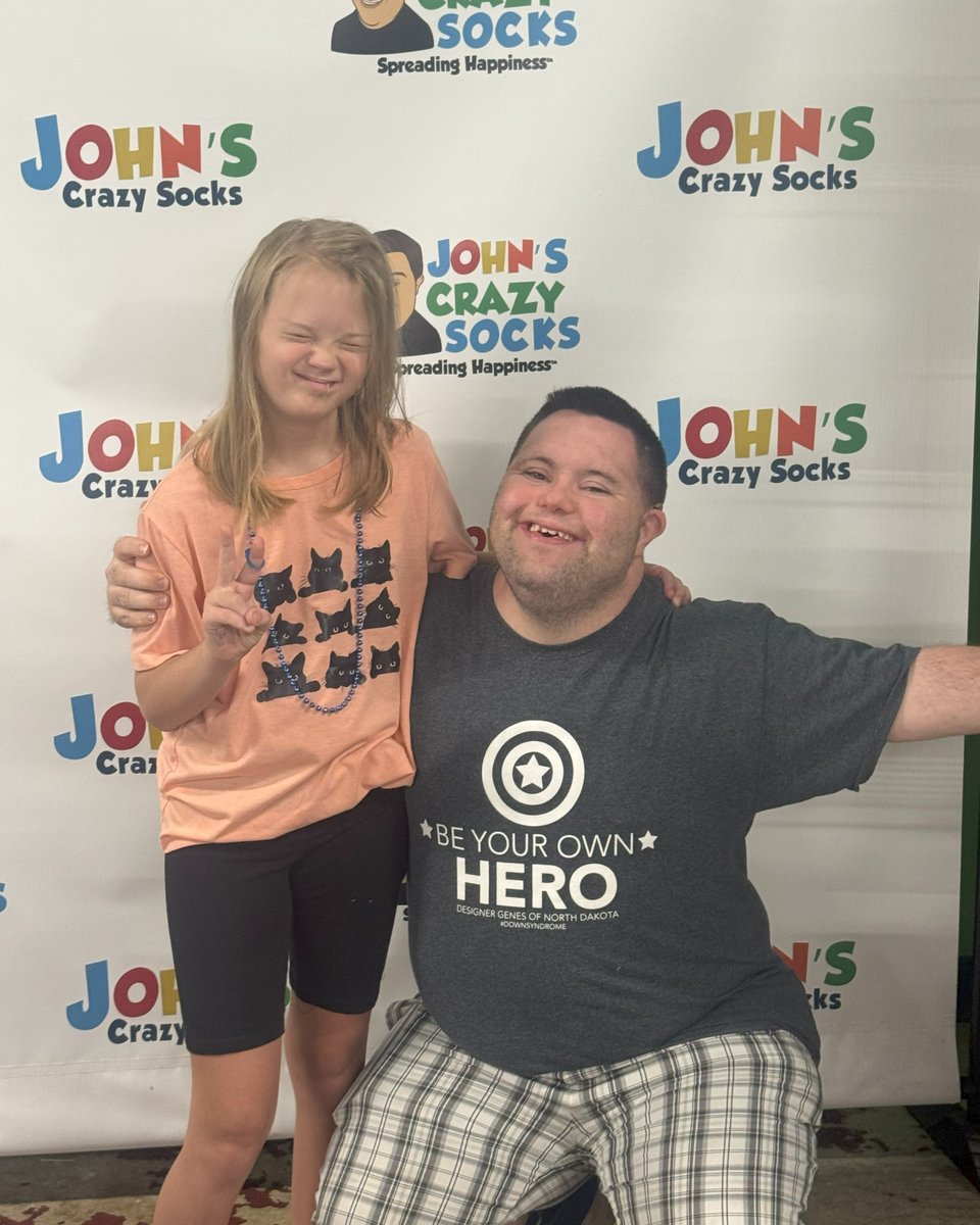 JohnsCrazySocks's tweet image. Shopping + selfies? Yes please!
Meet John at our Warehouse Store and snap a pic 
Bonus: 10% off all purchases! Extra candy!
110 BiCounty Blvd., Suite 120, Farmingdale
Mon–Fri | 10am–4pm
#MeetJohn #SpreadingHappiness