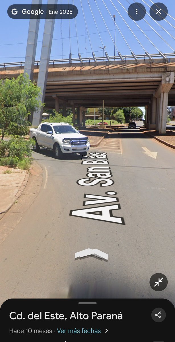 NerdPy's tweet photo. Google acaba de activar la cobertura de 'Google Street View' en Paraguay, algo que el país esperaba desde hace más de una década.

📅 Fecha oficial de activación: 23 de noviembre de 2025

Las imágenes fueron tomadas entre julio 2024 y marzo 2025, usando los vehículos Trekker Gen 4 montados en pickups.

La cobertura incluye:
🔸️Rutas principales
🔸️Asunción y ciudades grandes
🔸️Varios tramos rurales
🔸️Zonas del Chaco y del interior
🔸️Todos los departamentos tienen al menos algunos segmentos cubiertos

El mapa observado por Virtual Streets confirma que Paraguay deja de ser “el hueco” de Street View en Sudamérica: ahora ya se puede recorrer casi todo el país en 360°.