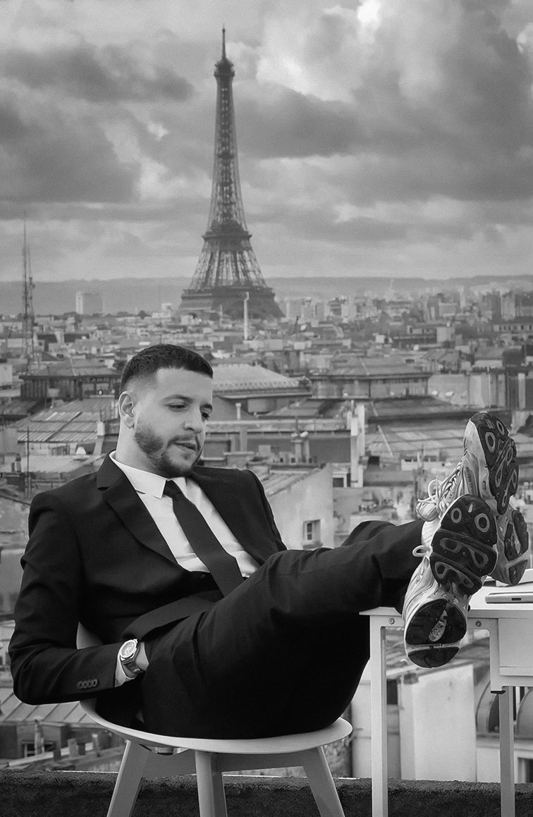 SamEzTwitch tweet media