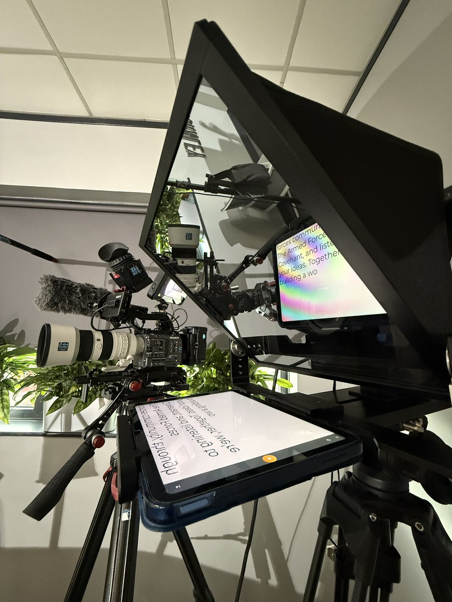 A few shots from the last week or so 🎥

A trip to London for a corporate hospitality shoot 🎭

A trip to Lancashire for some corporate aerospace filming ✈️

A trip to church for an upcoming arts TV series 🎶

Finishing off a couple of corporate/educational videos in the edit 🎬