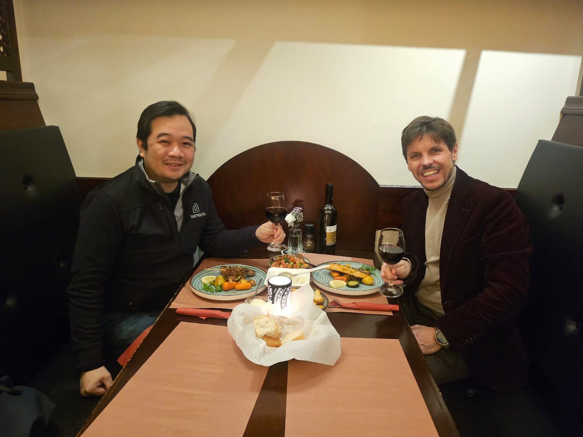 Santos' Lab tweet media