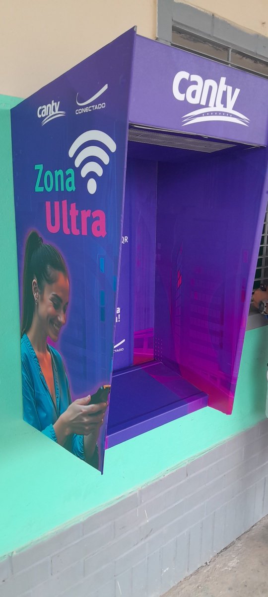 ErnestoHpc21's tweet image. me conseguí con esto en Guacara una Antigua casetas de llamadas de CANTV convertidas en zona WiFi  CANTV + CONECTADO