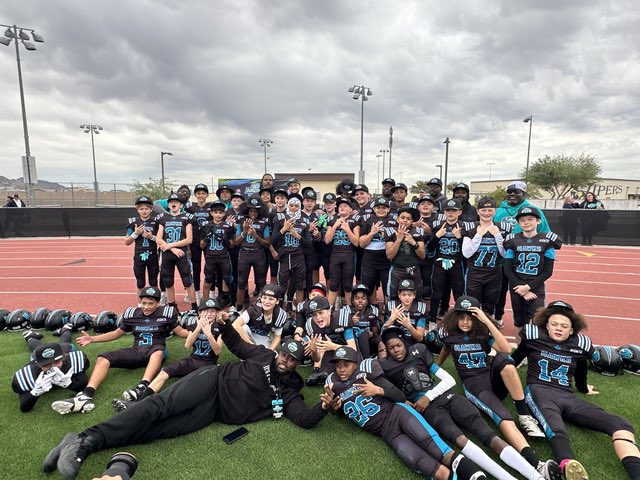 cjblack1212's tweet photo. JR Hawks D2 champs. Next year we’re coming for that D1 title. #underestimated #jrhawks #owtk https://t.co/Dc02xTYhA8