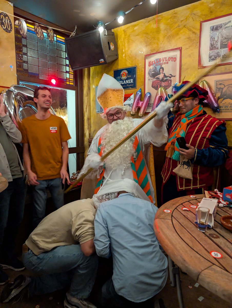 Pinterklaas &amp; Kruikenpiet hysterie 🎁🎉