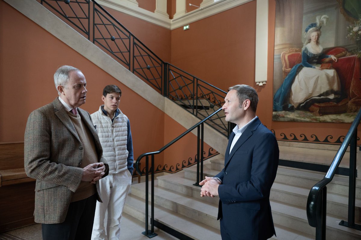 Prince Jean d'Orléans - Comte de Paris tweet media