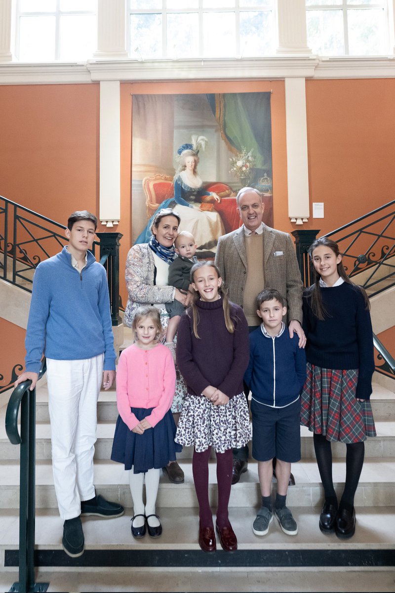 Prince Jean d'Orléans - Comte de Paris tweet media