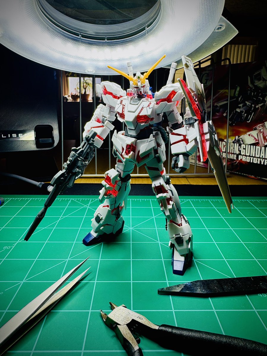 RevRobbyRay's tweet image. this one was a BOOGER!

#gundam
#gunpla