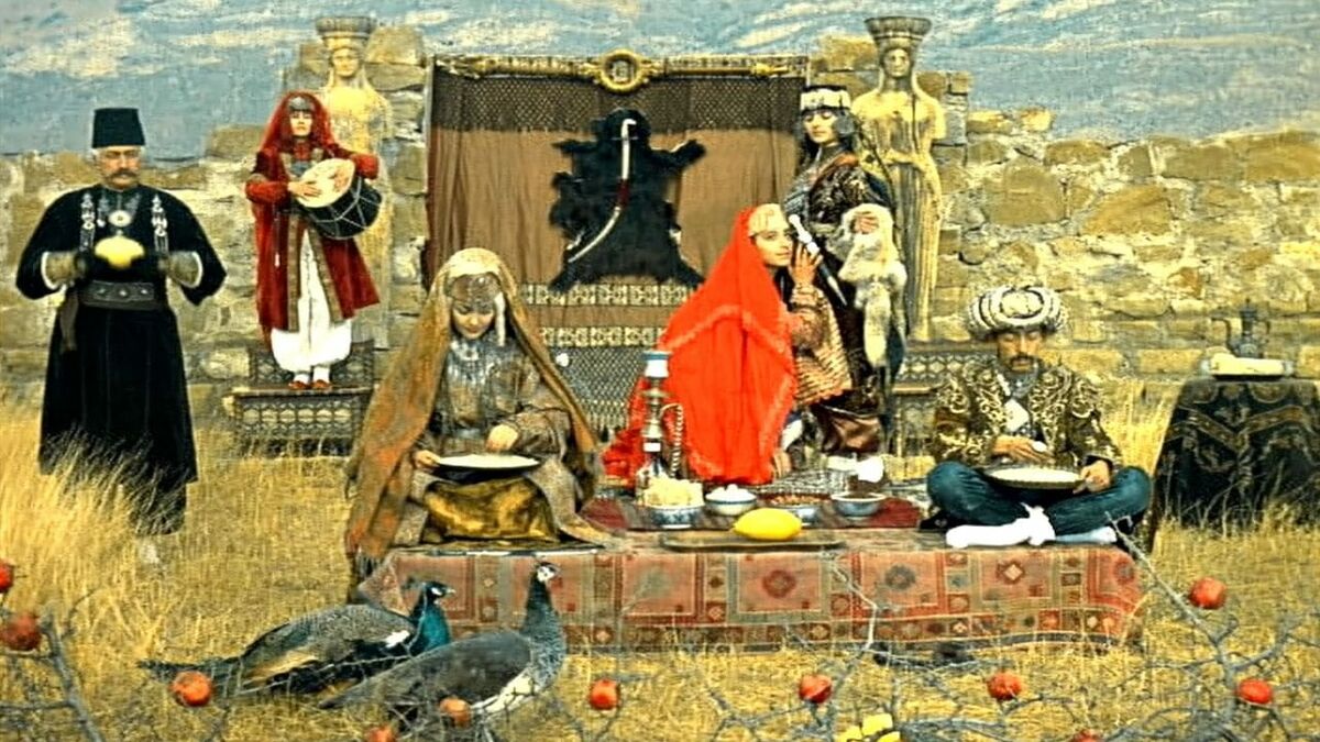 366weirdmovies's tweet image. Nov. 23 is Giorgoba, the Orthodox holy day celebrating the martyrdom of St. George, patron saint of Georgia. It&apos;s also the Canonically Weird day celebrating Sergei Parajanov&apos;s &quot;The Legend of Suram Fortress.&quot; If you liked &quot;Color of Pomegranates,&quot; you should definitely check it out