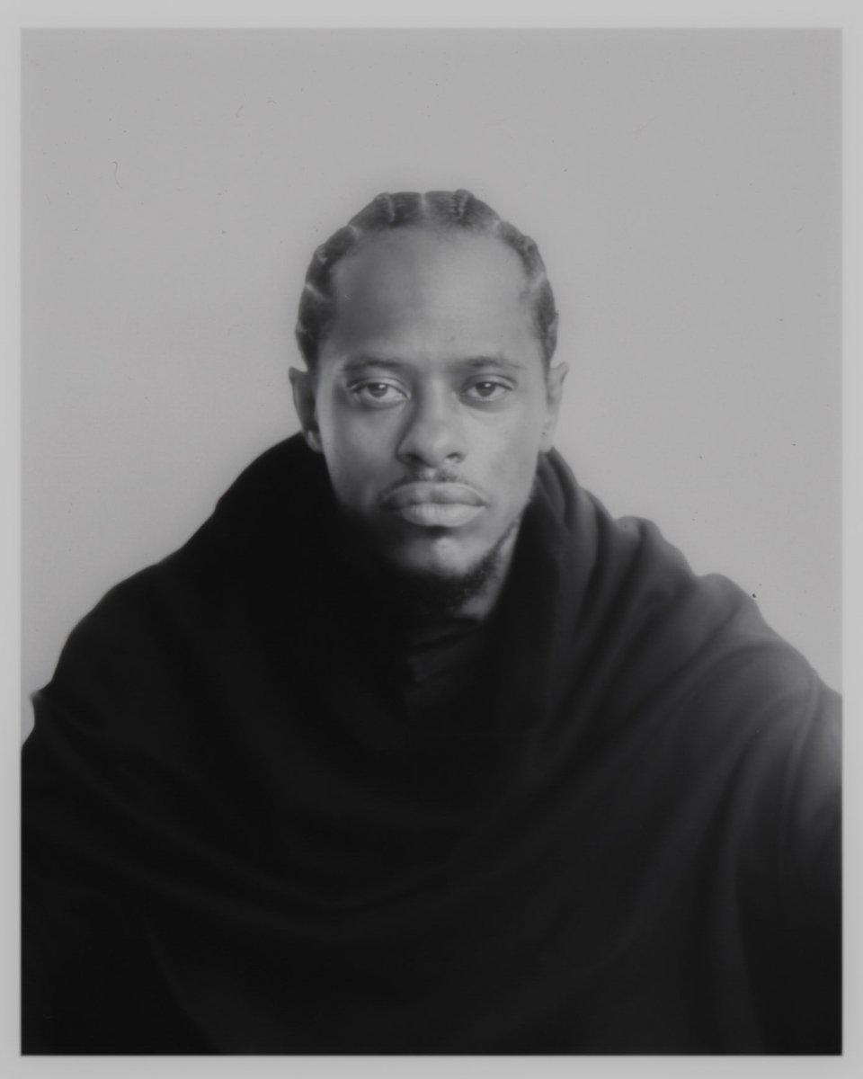 PinkSiifu's tweet image. ONYX”! by Pink Siifu ; runtime 45 mins’! 13 SONGS @dynamitehill_ 
ffm.to/blackantique-o… AVAILABLE BLACK’!FRIDAY’! 🖤🖤🕷️’!