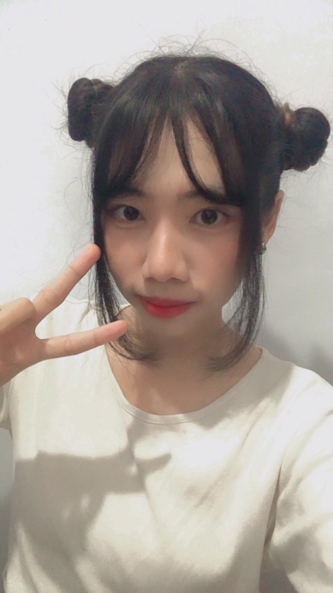 ₊˚𐙚𝒄𝒆𝒍𝒊𝜗𝜚˚⋆𝟱𝘀𝗼𝘀✩ tweet media