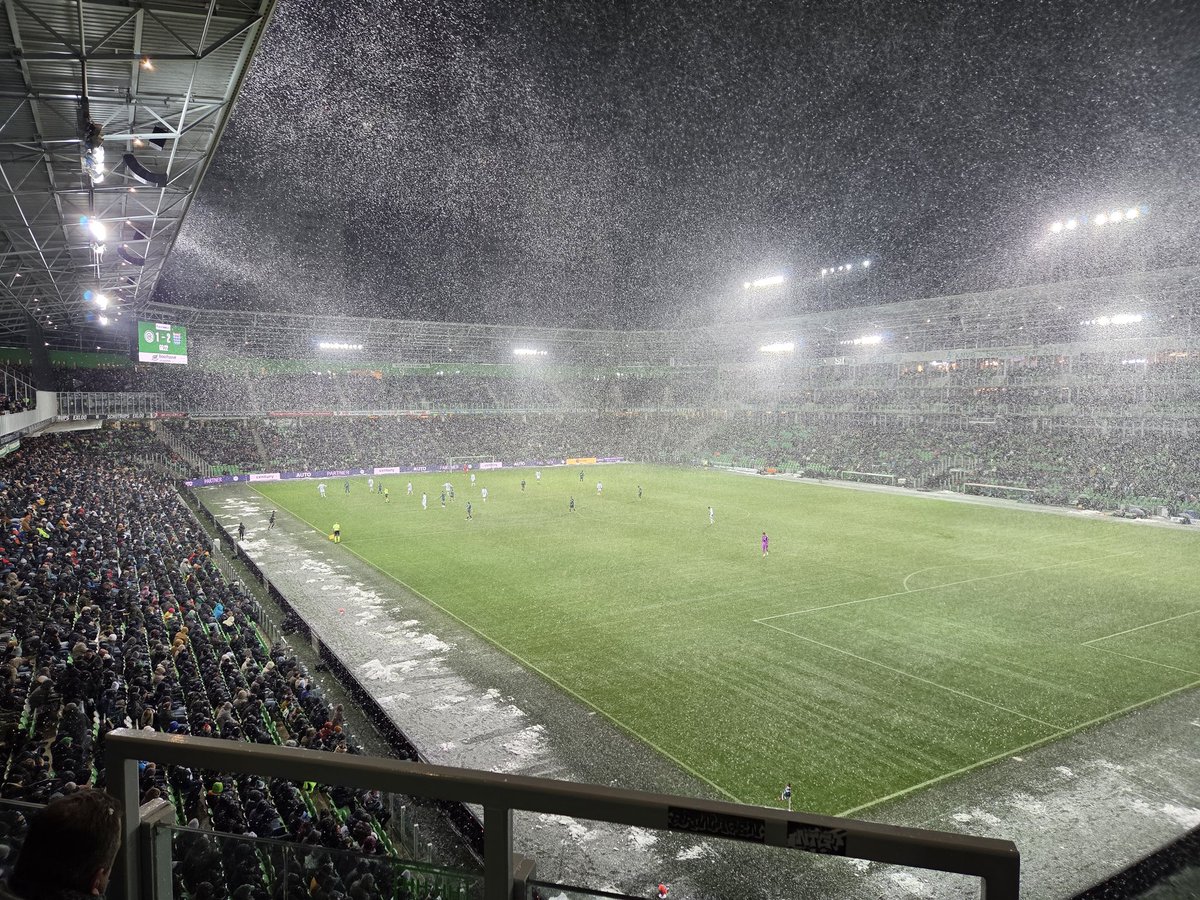 Followed by <a href="/fcgroningen/">FC Groningen</a> vs <a href="/PECZwolle/">PEC Zwolle</a> in artic conditions. The game suspended after 7 minutes for the pitch to be cleared of snow. Bitterly cold night but an entertaining game in the conditions that ended 2-2. Great views from the upper tier #Groundhopping