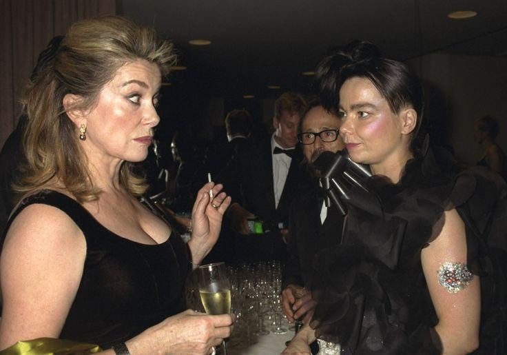 huppertspiano's tweet image. this link up is like my fave pop culture moment