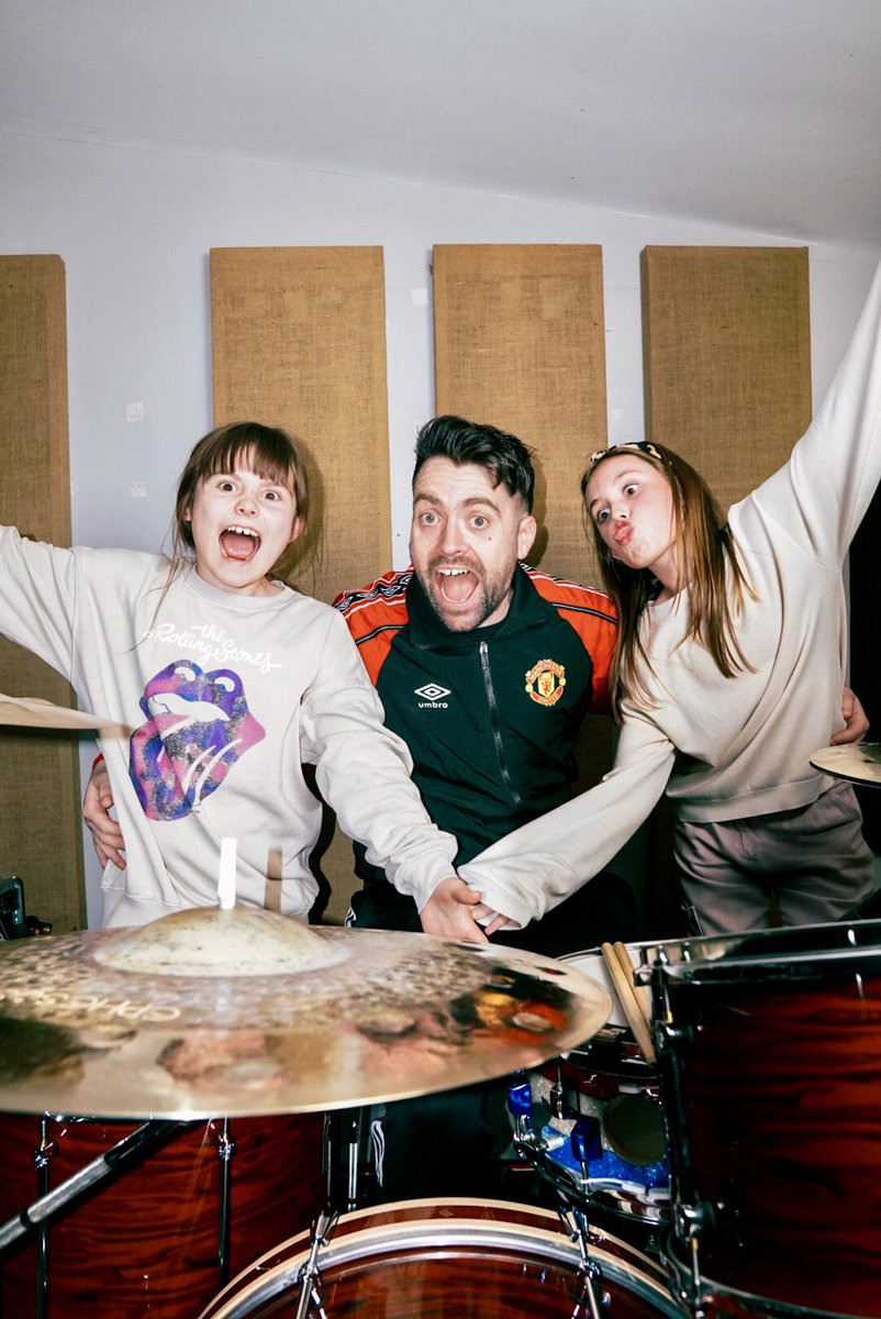 “My girls… my favourite studio visitors ❤️🥁”