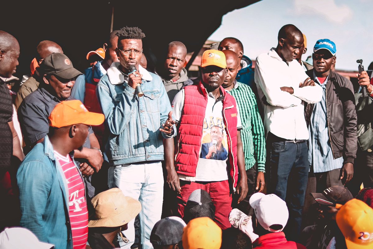 OCTOPIZZO's tweet photo. Today at Kamkunji Grounds, I had the honour of greeting the people of Kibera and urging everyone to register as voters. 2027 will be our moment to choose a new direction one built on dignity, vision, and real progress.

Even without a formal invite, the sitting MP Mwalimu Orero l, still handed me the mic, a reminder that when it comes to our community, unity must rise above rivalry. Mature leadership puts Kibera first.

And to my @TheODMparty family, the message is simple: the future is now. Kibera is rising. It’s time to trust young, energetic leaders who can carry the party’s vision forward with courage and clarity.
It was also great to meet Kisumu Women Rep @RuthOdinga42 her presence showed what committed leadership looks like.

Kibera deserves momentum, not maintenance. Let the people decide the direction they want to go.