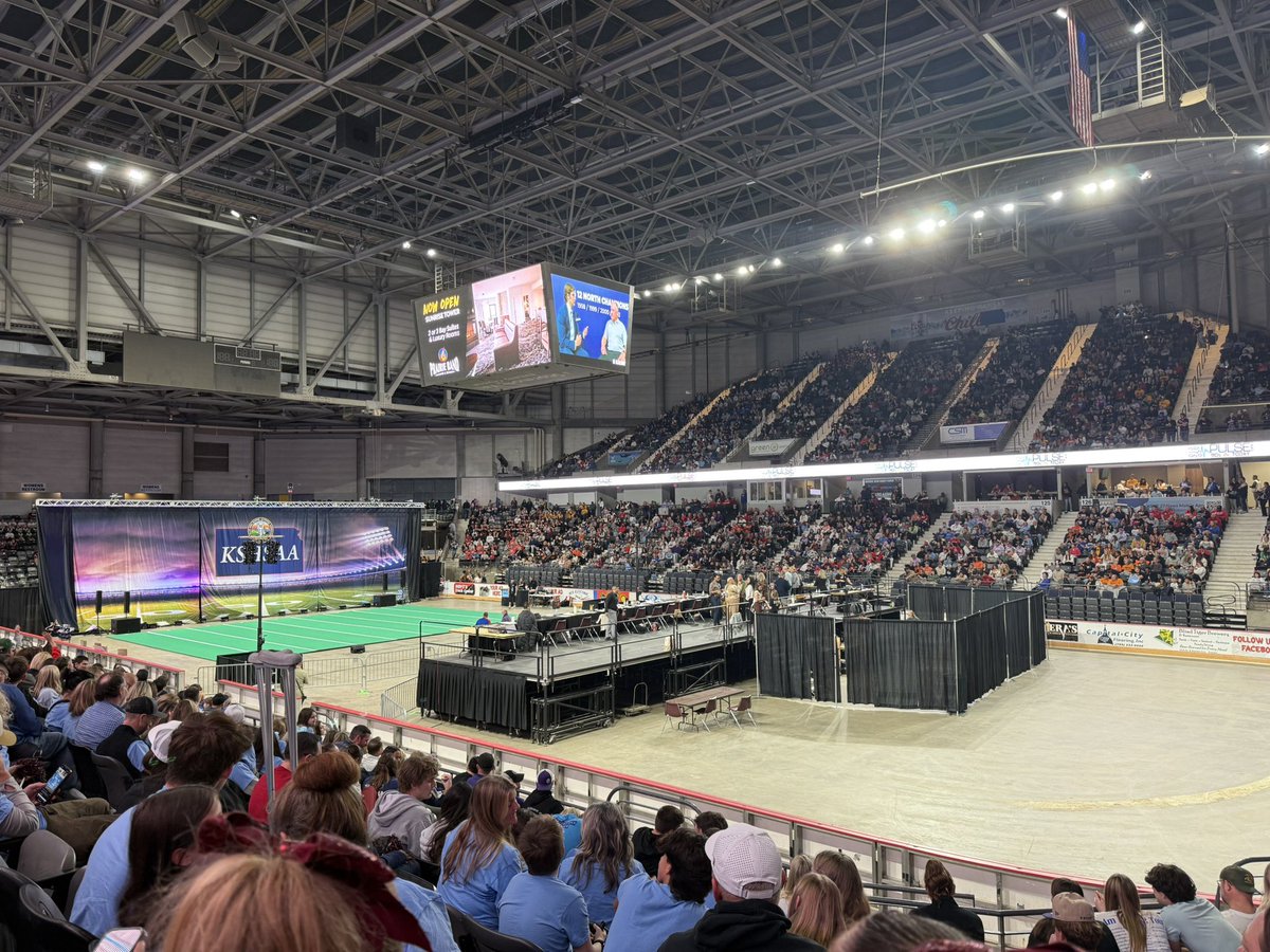 Salina Central Cheer tweet media