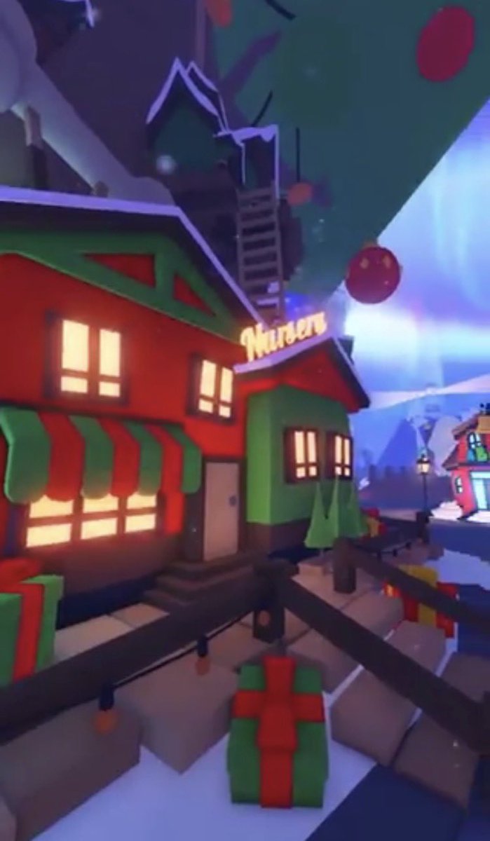 BloxyMiner's tweet image. First-look at newly decorated FESTIVE Adoption Island! 🎅🏻🎄
