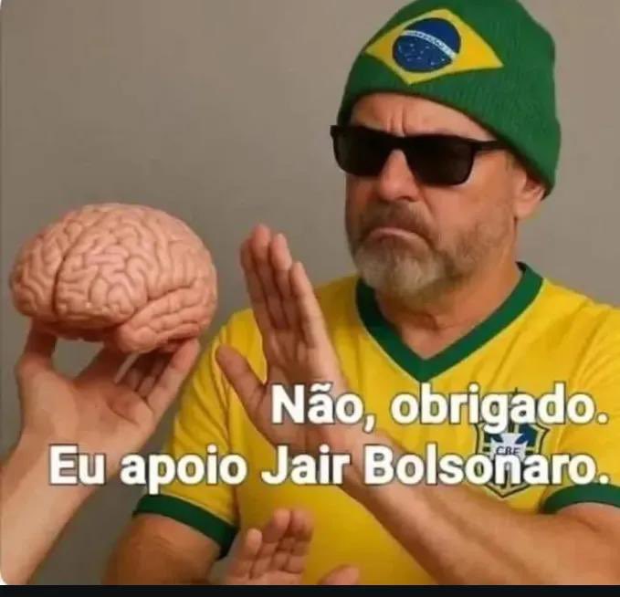 crumunista61's tweet photo. @Pri_usabr1 Ridículo é ser bolsonarista. https://t.co/oZchCKkQrk