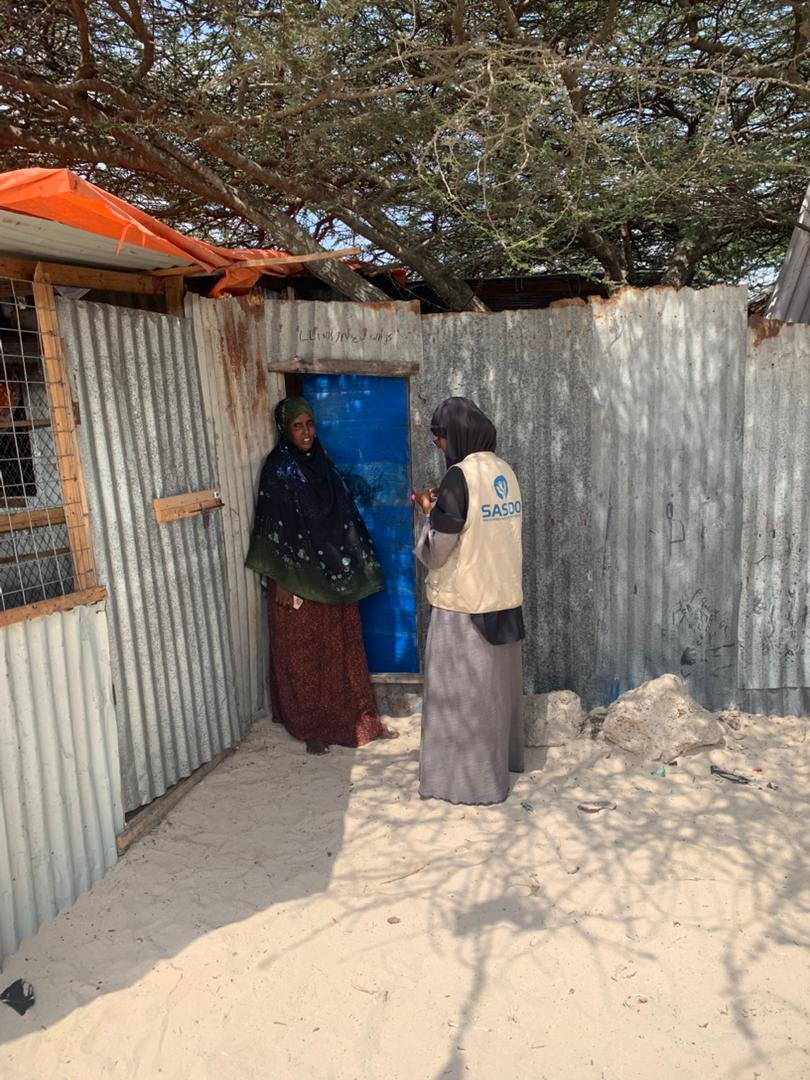 Sasdosom's tweet image. SASDO conducted a door-to-door GBV awareness campaign in Ceelasha Villages, Afgoye District, using the SASA! approach.

Raising awareness
Promoting healthy relationships
Sharing survivor support
Encouraging community action

#SASDO #GBV #SASA #EndGBV  @GPtoEndFGM @unicefsomalia