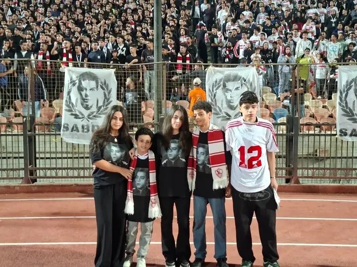 googUwk's tweet image. اولاد محمد صبري امام التالتة يمين منذ قليل ❤️🏹