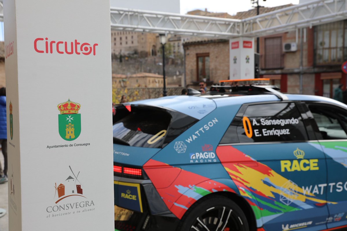 EcoRallyeCLM's tweet image. 🌱⚡ #EcoRallyeCLM lidera la sostenibilidad en España. 
Toledo ha revivido durante la entrega de #Premios un fin de semana inolvidable con energía, innovación y emoción

@CEEA_RFEdA @HyundaiEsp @MoeveGlobal @SCALEXTRIC_OFIC @ToledoAyto @gobjccm