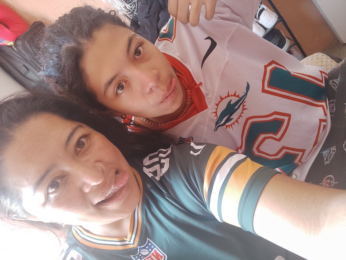 RUBISAIR's tweet image. #nflenvix #nflentelevisa @TUDNMEX @VIX @TelevisaDeport Disfrutando el juego Go pack Go 💚💛🧀
