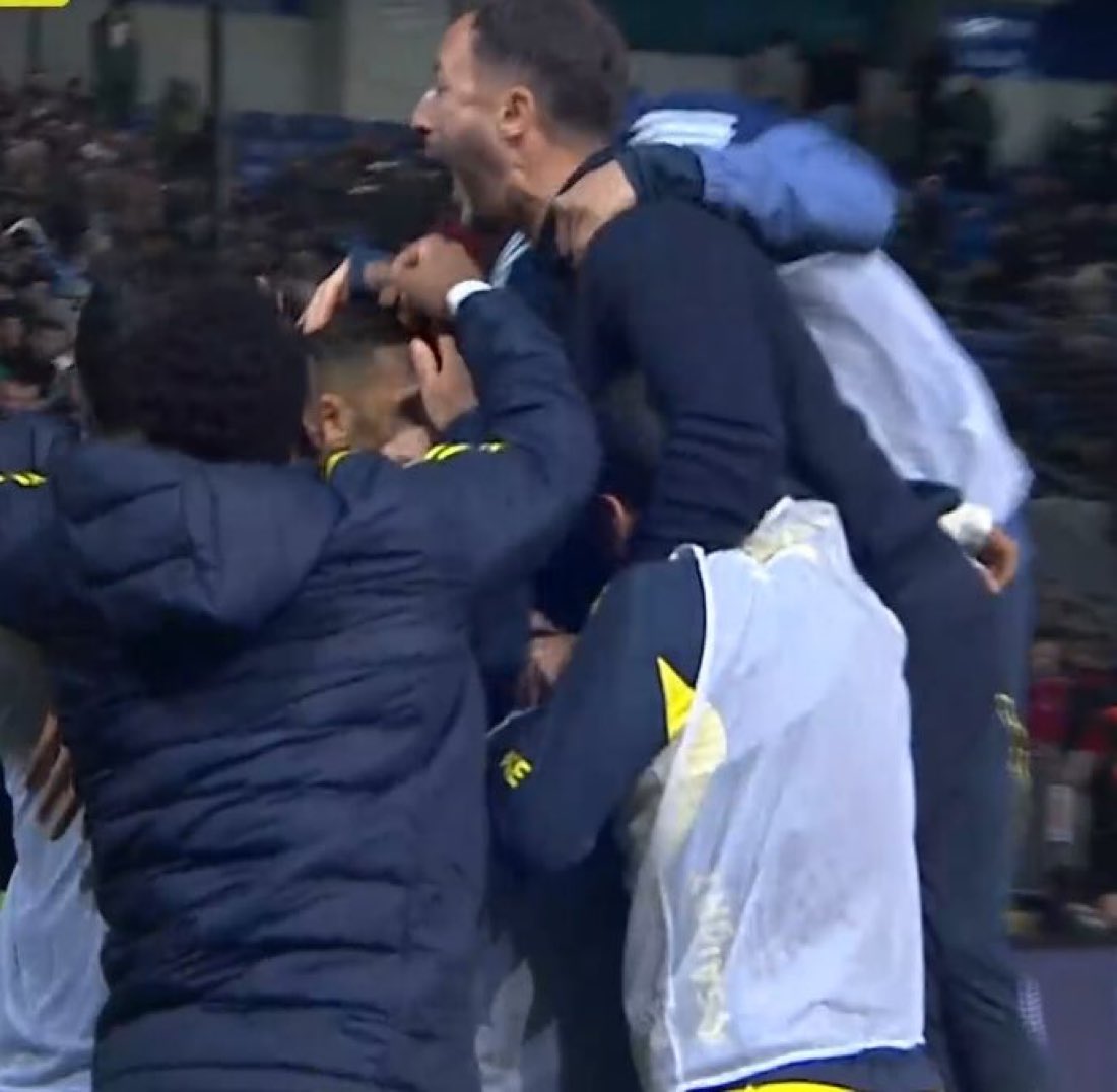 KARAKTER ORTAYA KOYAN FENERBAHÇE! ÖZLEDİK! 🟡🔵