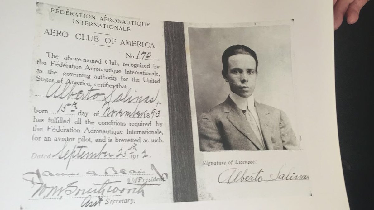 MuseoPresidente's tweet photo. 23 de noviembre de 1912.- Alberto Salinas Carranza, originario de #CuatroCiénegas, #Coahuila, obtiene la licencia de piloto aviador, siendo el primer mexicano en conseguirlo y el 170 en el mundo. https://t.co/idqlbMLsMn