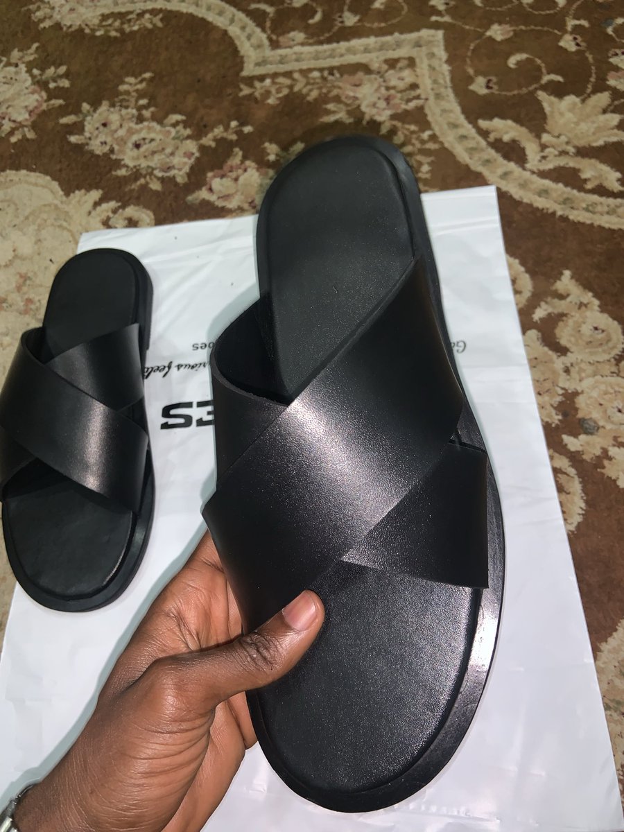a_d_shoes's tweet photo. Skin leather criss cross slides by #adshoes 

🏷️: 18,000 NGN

Kindly retweet, our client might be on your TL https://t.co/iJLRUq1dKw