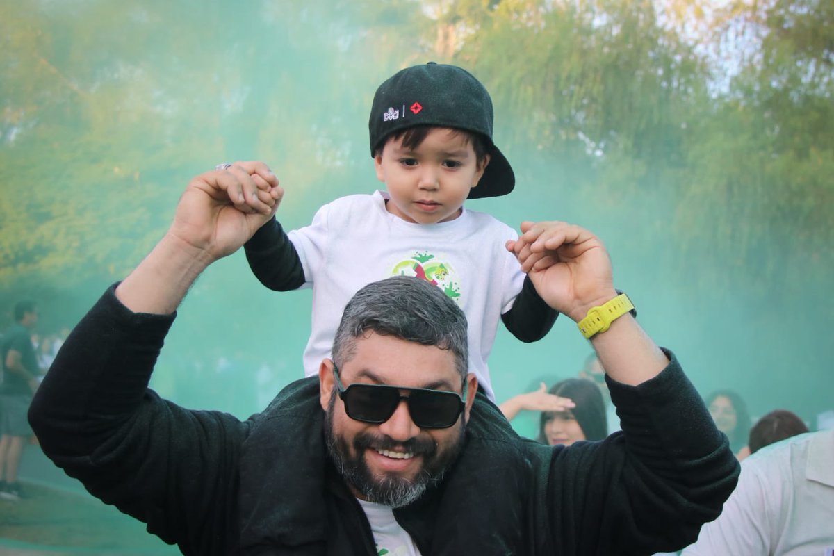 La Décima Carrera Píntate de Verde reunió a más de 24 mil personas en Ahome, Culiacán, Guasave, Salvador Alvarado y Mazatlán. En Culiacán, el gobernador <a href="/rochamoya_/">Rubén Rocha Moya</a>, <a href="/GloriaHimelda01/">Gloria Himelda Félix</a>, <a href="/SanInzunza/">Santiago Inzunza Cazares</a> y la comunidad educativa recorrieron 5 km por Paseo Niños Héroes.