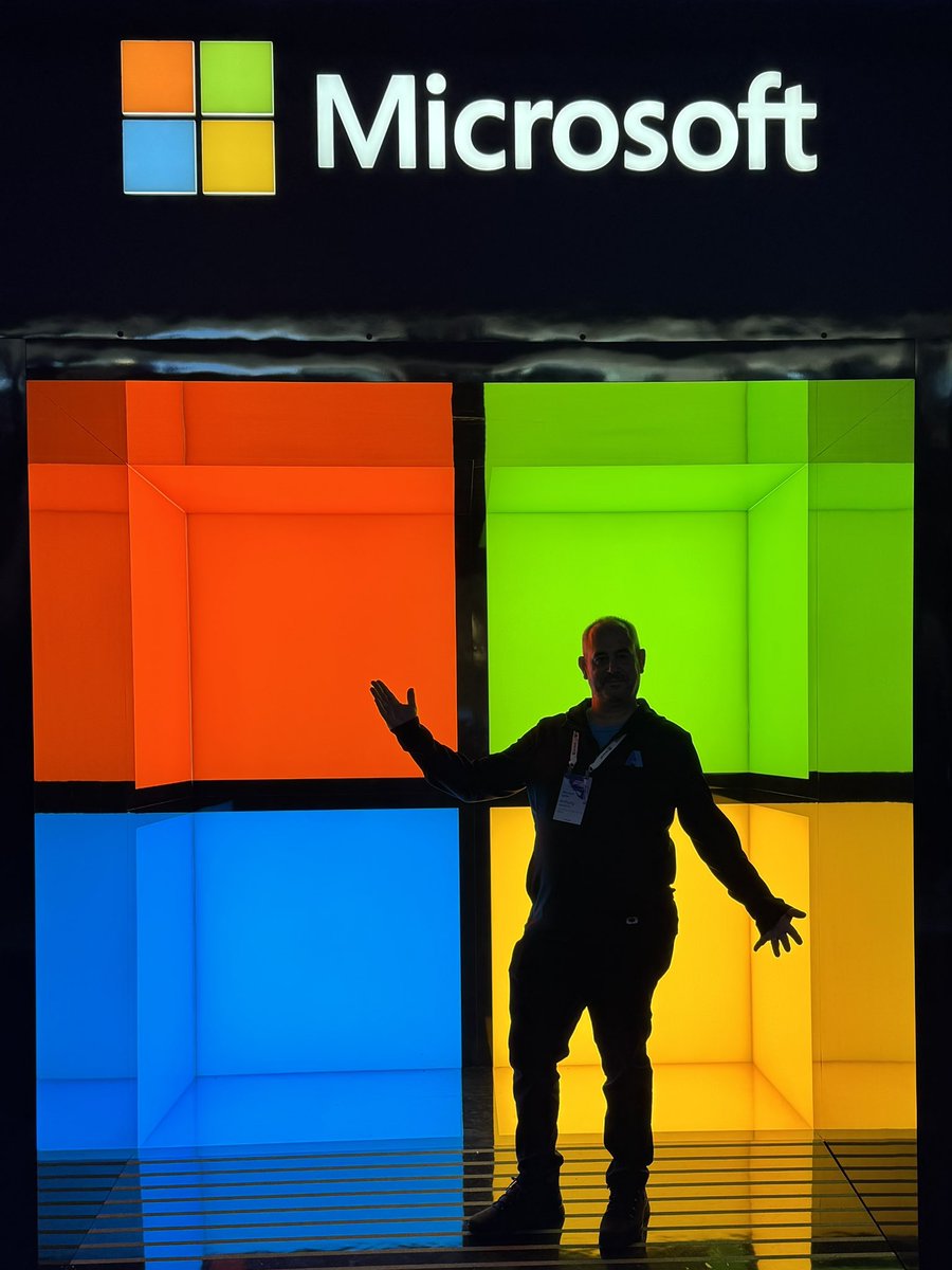 anthonymashford's tweet photo. Back home after a fantastic week at #msignite in San Francisco. Great to catch up with some old friends as well @gregor_suttie @getofmeland @rexdekoning https://t.co/axqS7pJyYX