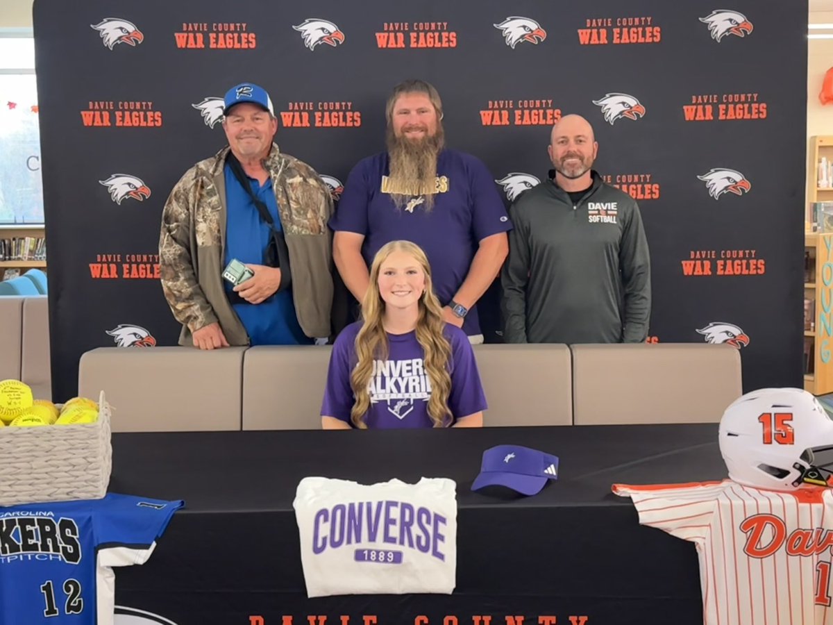 _DCHSoftball's tweet photo. Congratulations to Jadyn Davis for signing with Converse University. https://t.co/LiDYl4fxqt