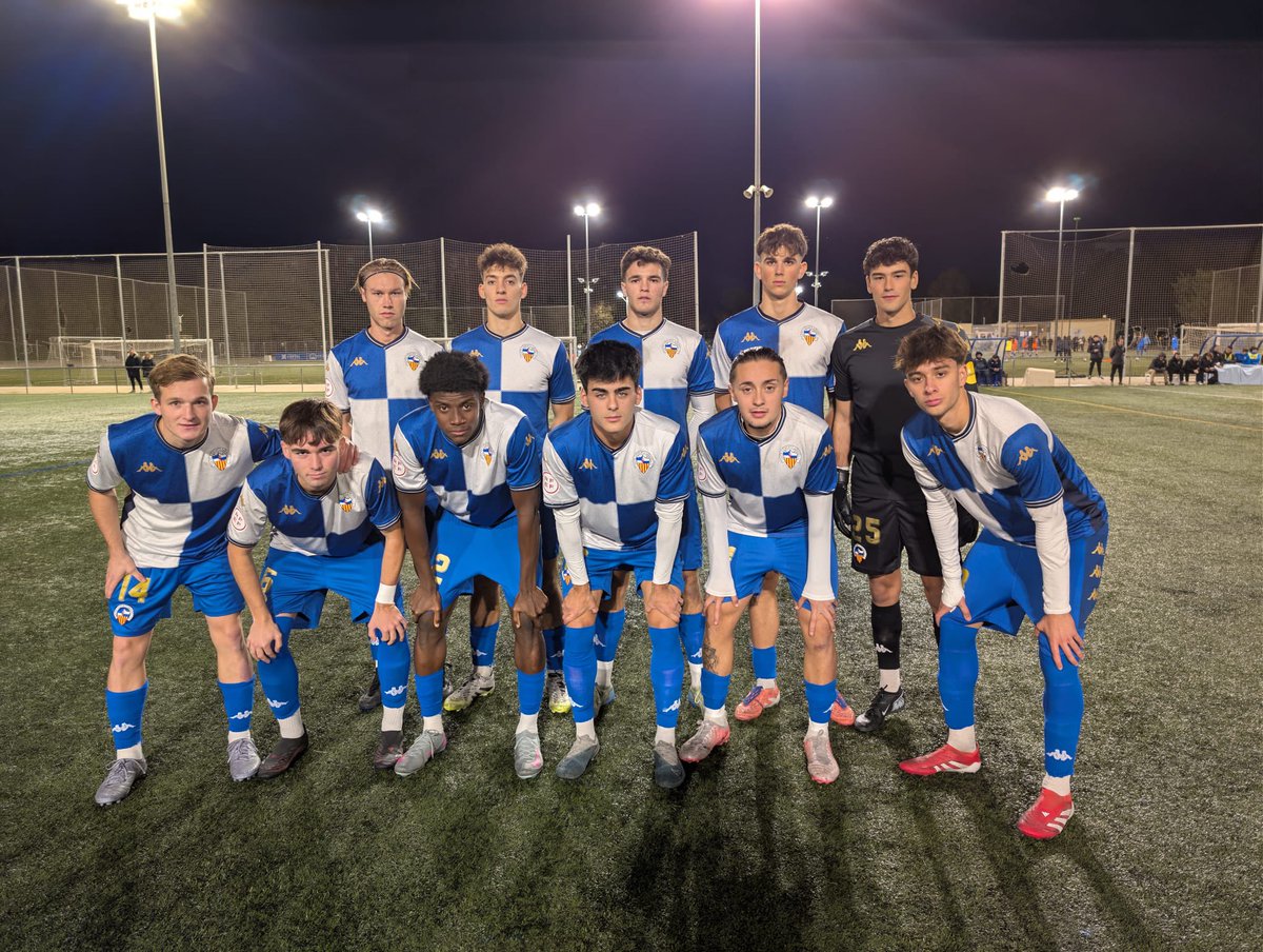 FutBaseCES's tweet image. ⏱ 90’ |  @CESabadell ‘B’ 3-2 @aeprat1945 

🤩 𝗙𝗜𝗡𝗔𝗔𝗔𝗔𝗔𝗔𝗔𝗔𝗔𝗔𝗔𝗔𝗔𝗔𝗔𝗔𝗔𝗔𝗔𝗔𝗔𝗔𝗔𝗔𝗔𝗟 𝗔 𝗦𝗛𝗢𝗪𝗟𝗜𝗠𝗣𝗜𝗔!

👊🏻 𝗘𝗟 𝗙𝗜𝗟𝗜𝗔𝗟 𝗡𝗢 𝗘𝗦 𝗥𝗘𝗡𝗗𝗘𝗜𝗫 𝗠𝗔𝗜!

👏🏻 𝗥𝗘𝗠𝗨𝗡𝗧𝗔𝗗𝗔 𝗖𝗢𝗡𝗧𝗥𝗔 𝗘𝗟 𝗟𝗜́𝗗𝗘𝗥!

#AMQM