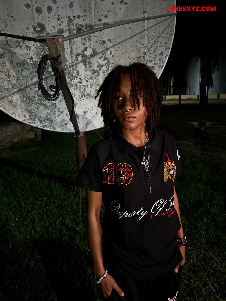 LINES (@linesxyz) on Twitter photo 