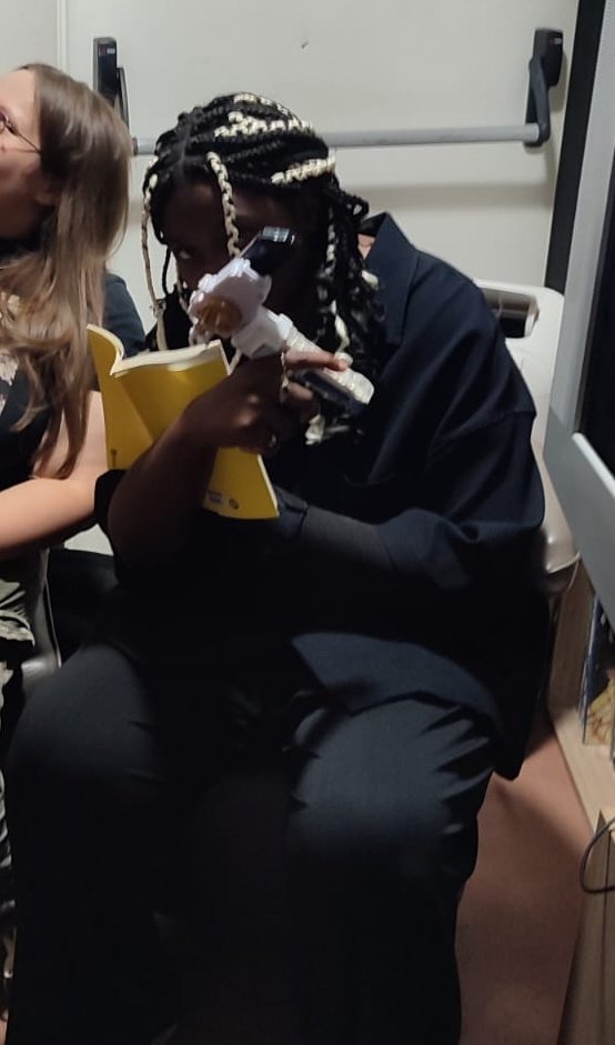 ProgramVergil's tweet image. WILD VICTORY !

ZeLn (@chemicalhours) a gagnée le BBT18 ! Dans une lutte intense contre son homme et grand patron de SAtR, Zeikuo (@zeikuo) !

Elle a pu prouver qu&apos;elle etait la meilleure bladeuse et la meilleure joueuse de Dran Buster au dessus de 112 joueurs !

On est fiers !