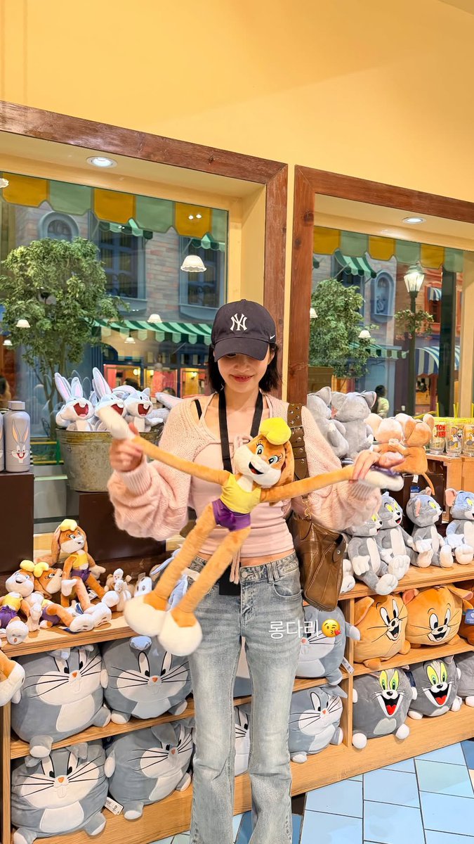 parkjoybrasil's tweet image. [#STORIES] Atualização dos Stories de Joy (_imyour_joy) com Seulgi 

SOLOIST JOY AT DREAM CONCERT
#JOY_DreamConcert #SEULGI 
#JOY #조이 #RedVelvet #박수영
#ParkSooyoung @RVsmtown