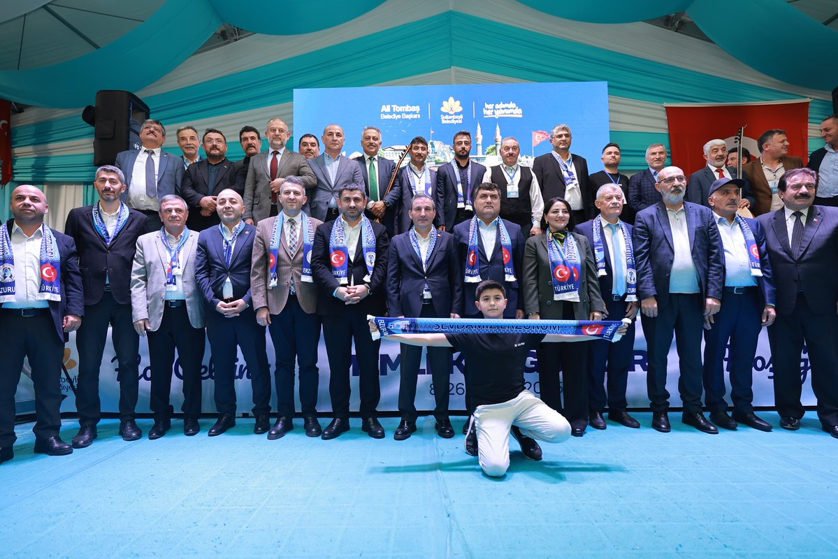 Sultanbeyli Memleket günlerinde Erzurumlular derneğimizin düzenlemiş olduğu etkinlikte kıymetli Erzurumlu hemşerilerimiz ile bir araya geldik.