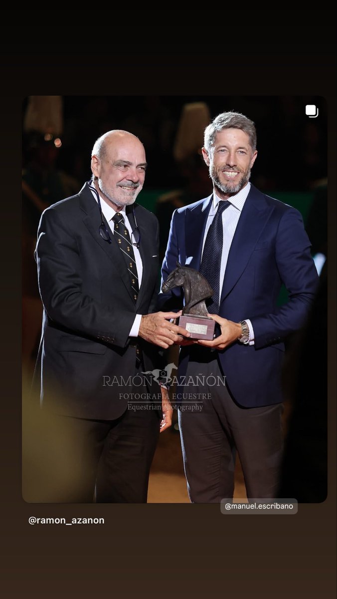 ramonazanon's tweet image. Premios PRE 2025 en @SICABOficial Entre los galardonados de este año se encontraban el torero Manuel Escribano, el grupo musical Siempre Así, la diseñadora e influencer Rocío Osorno y el popular colaborador televisivo Quique Jiménez “Torito”.
