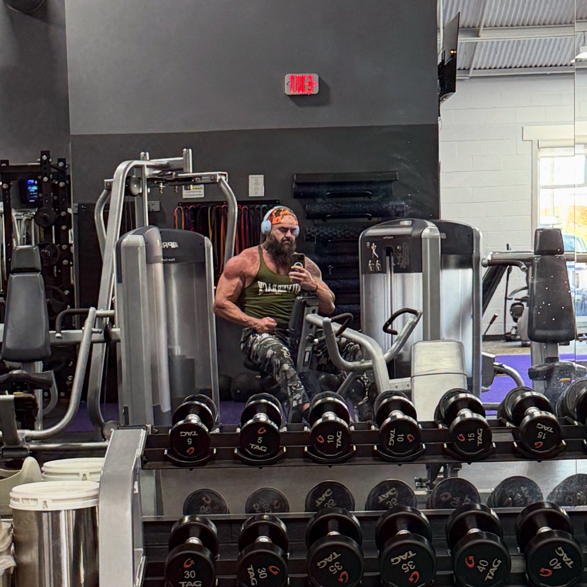 Adamscherr99's tweet image. Monsters are real!!!