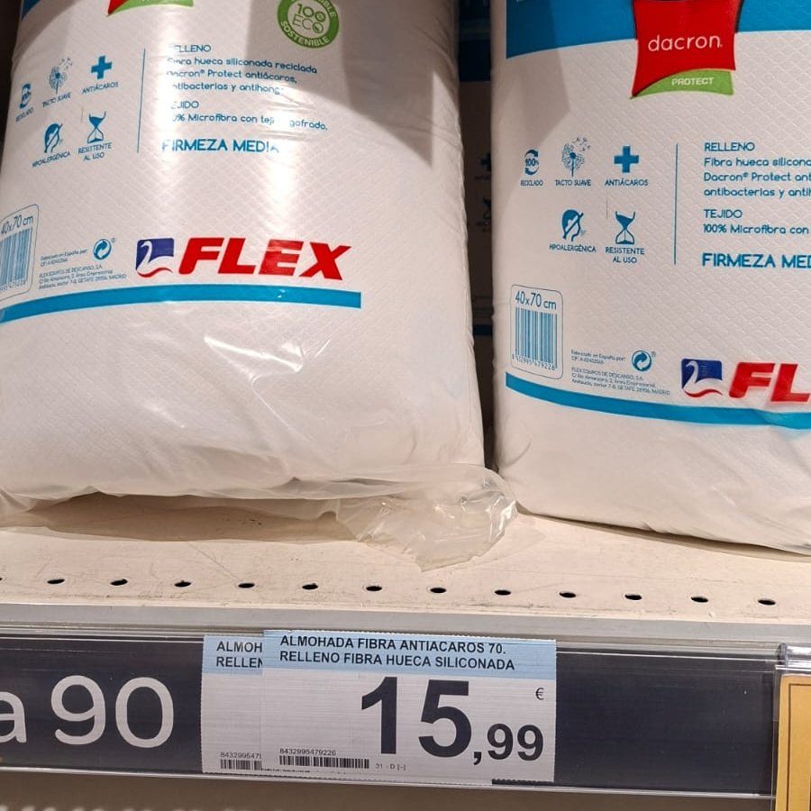 CesarBase's tweet photo. Miércoles 19/11, almohada a 15,99€
Viernes 21/11, almohada a 26,99€ PERO con 40% de descuento por la campaña BLACK FRIDAY. Pese al "descuento", más cara.
#Carrefour Alcalá de Henares. 
Ya sabemos de qué van estas campañas-engaño, pero no está de más recordarlo.
@CarrefourES https://t.co/JTK3ZtnzOy