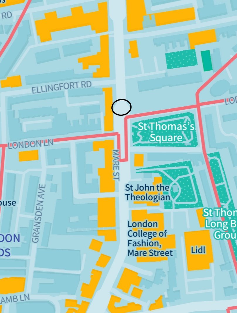 MacLondon tweet media